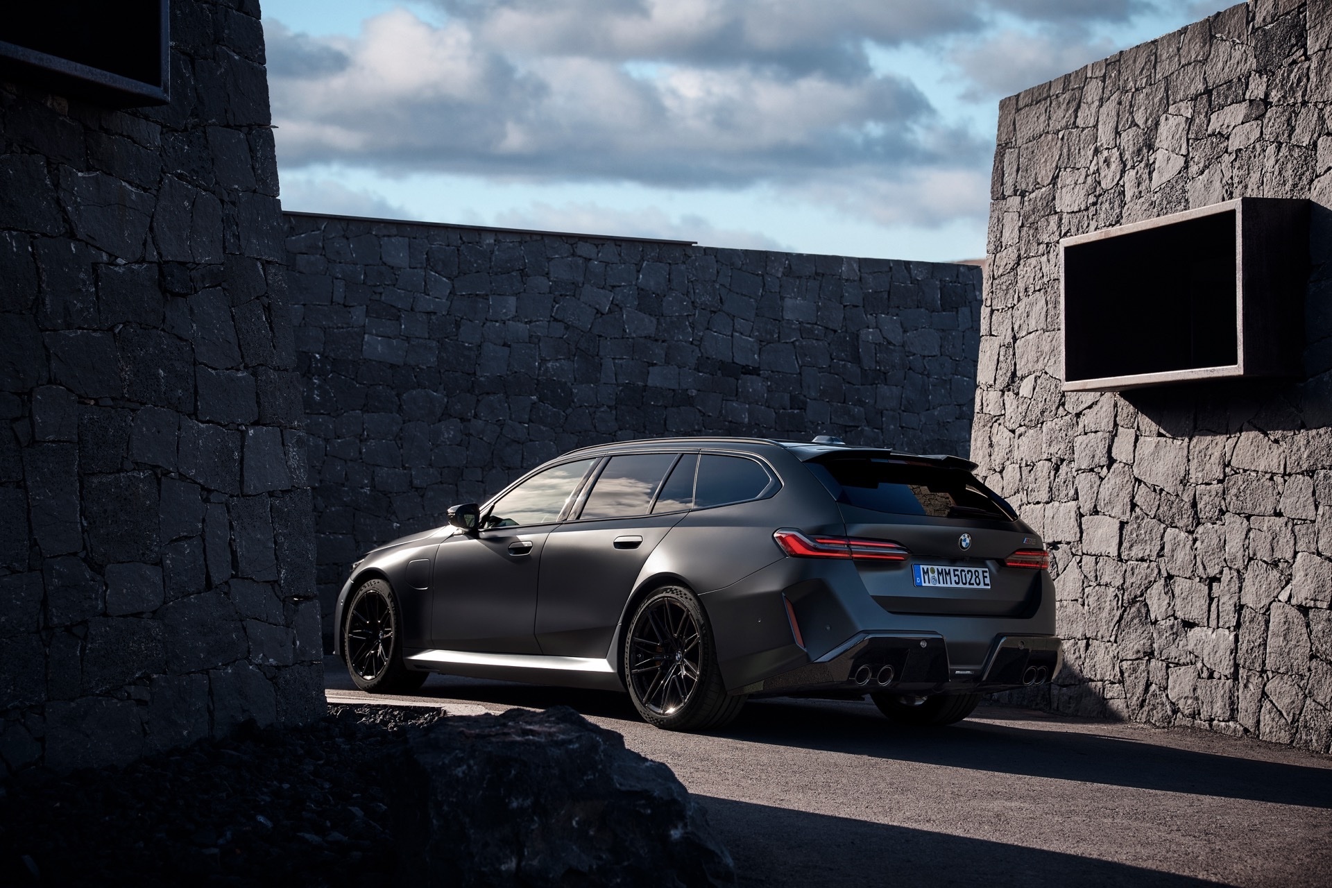 Mini Van Magic Your Perfect Family Vehicle Guide